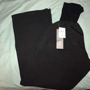 Black maternity yoga pants