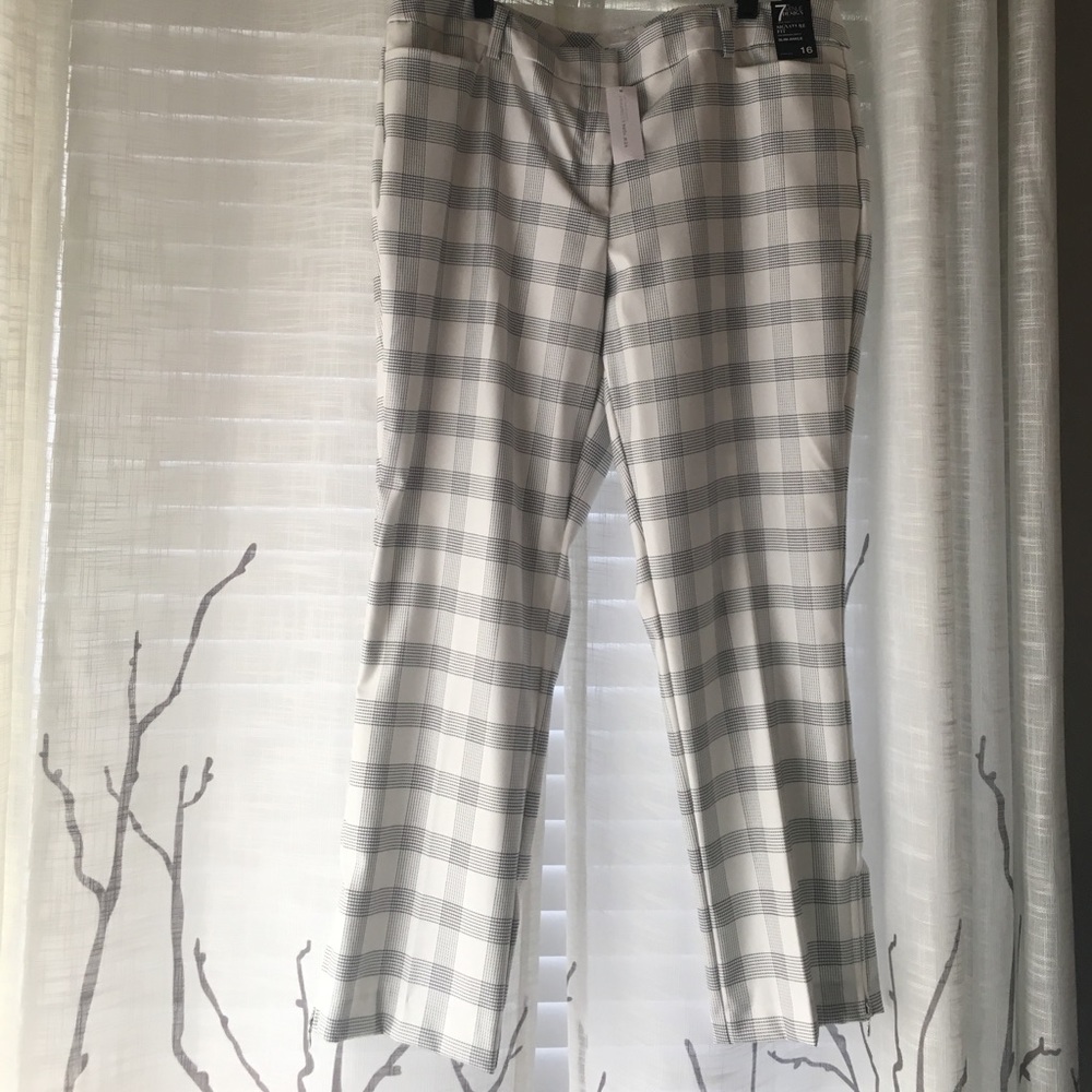 NY & Co.-Black & White Striped Pants, 16-NWTO