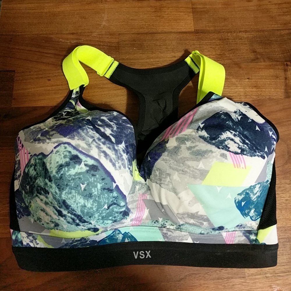 Victoria secret sport bra 32DDD