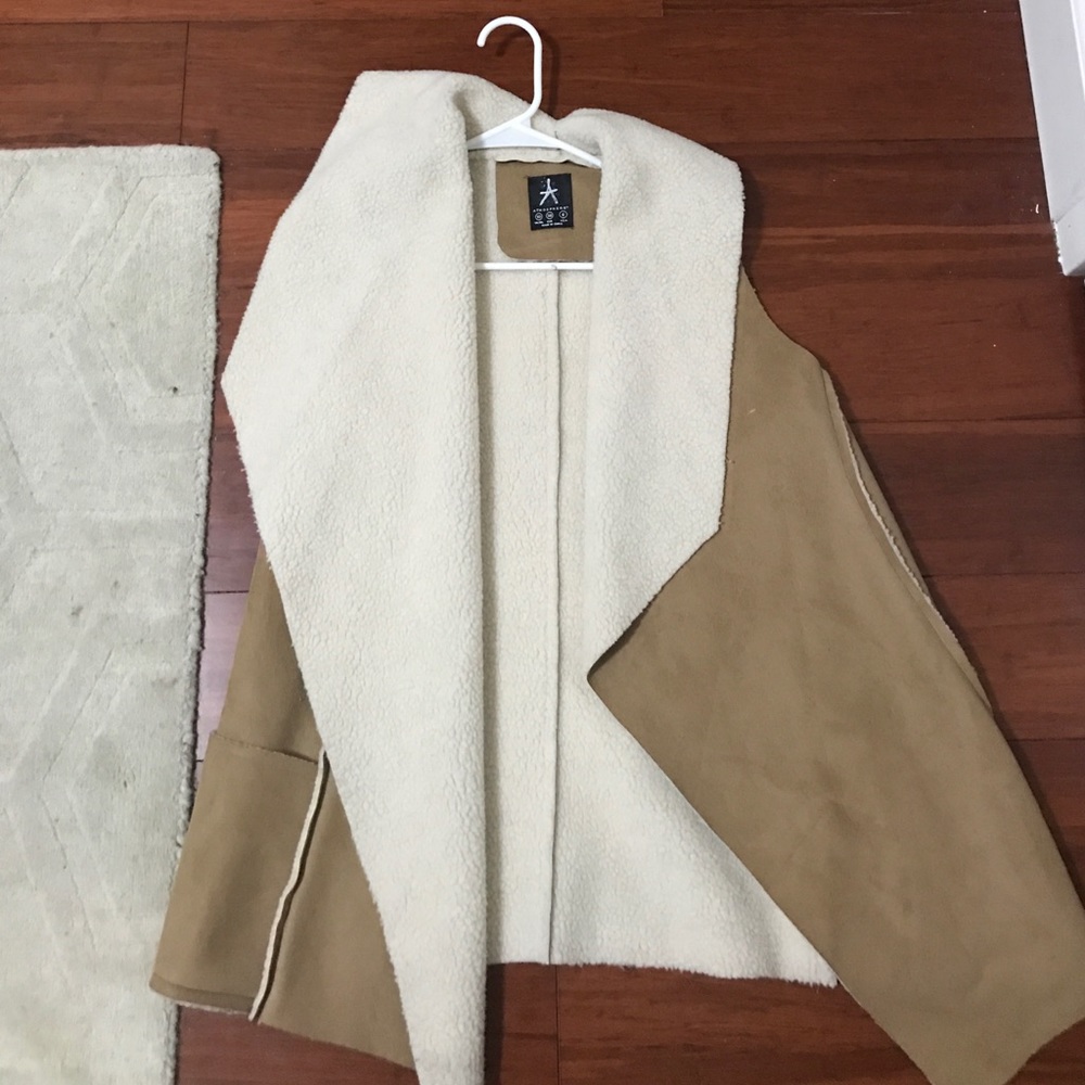 Atmosphere fleece and suede vest