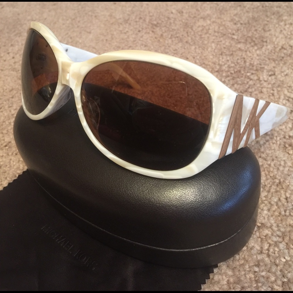 Michael Kors sunglasses with case and cloth