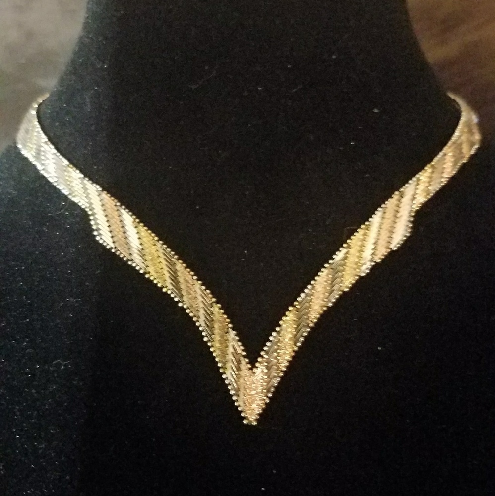 Vintage Italian Riccio Chevron link necklace