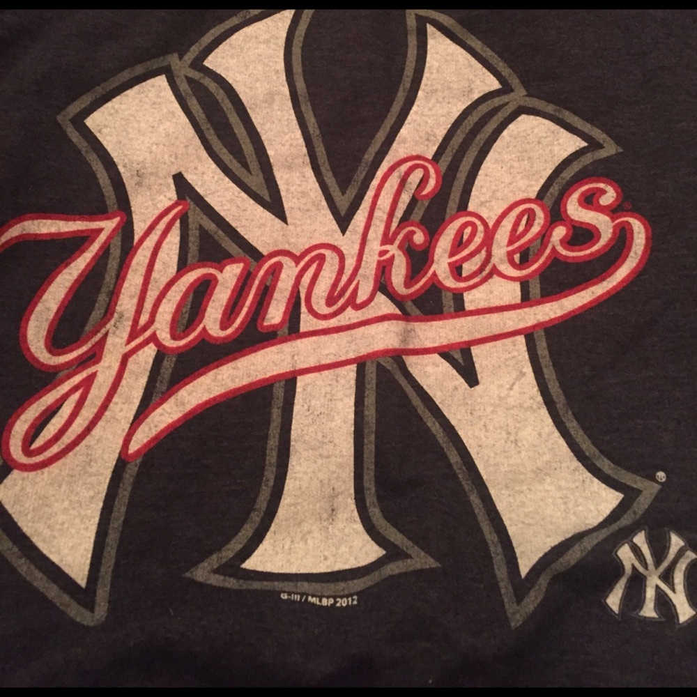 New York Yankees sweatshirt! :)