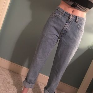 Mom jeans, light wash