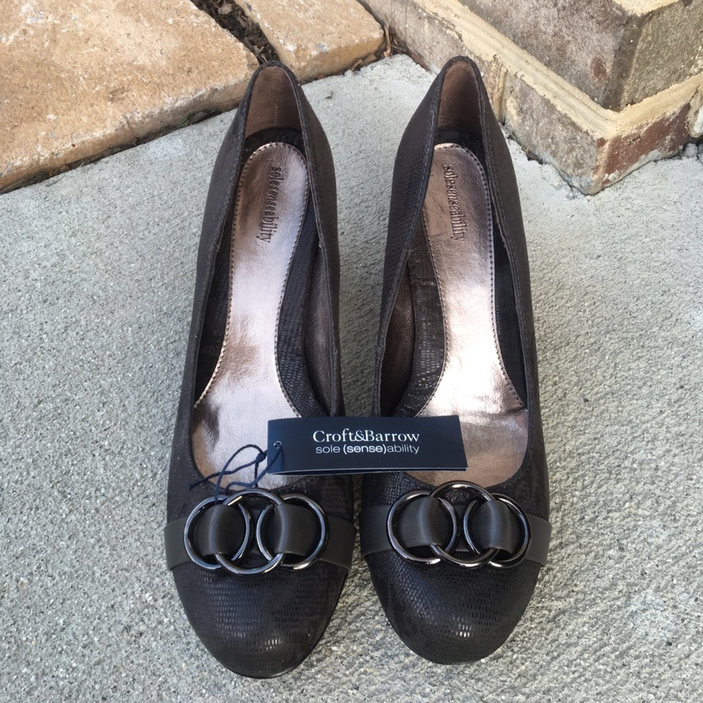 New Kelsey Grey Dress Pumps