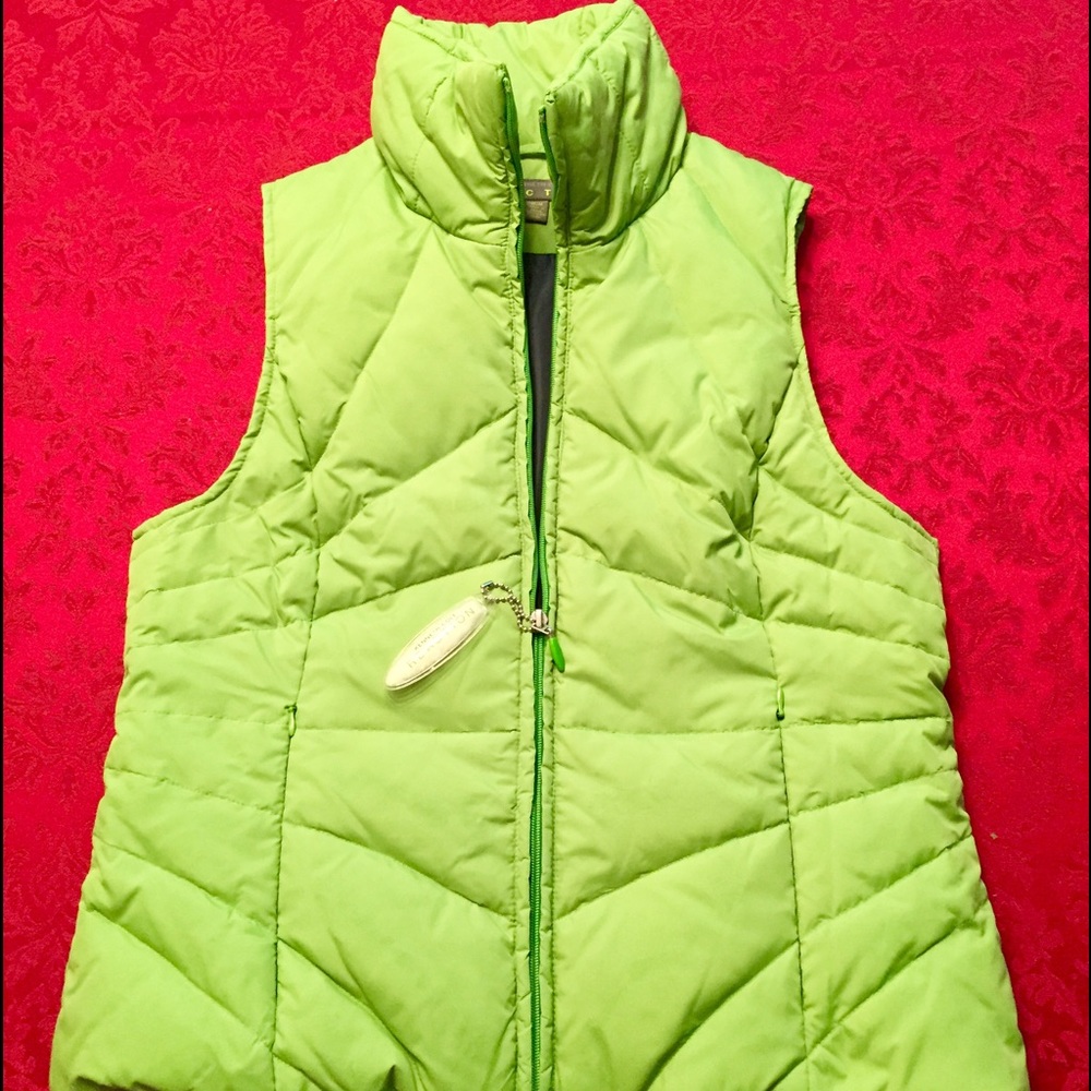 Kenneth Cole Reaction puffy vest
