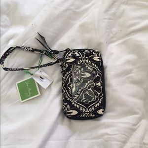 NWT Black and white Vera Bradley wristlet