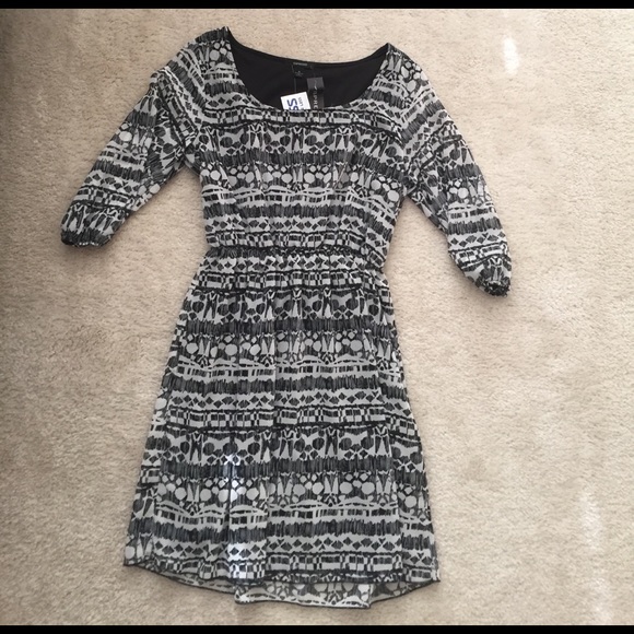 Espresso Dresses & Skirts - Cute cinch-waist Printed Dress