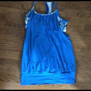 Lululemon tank