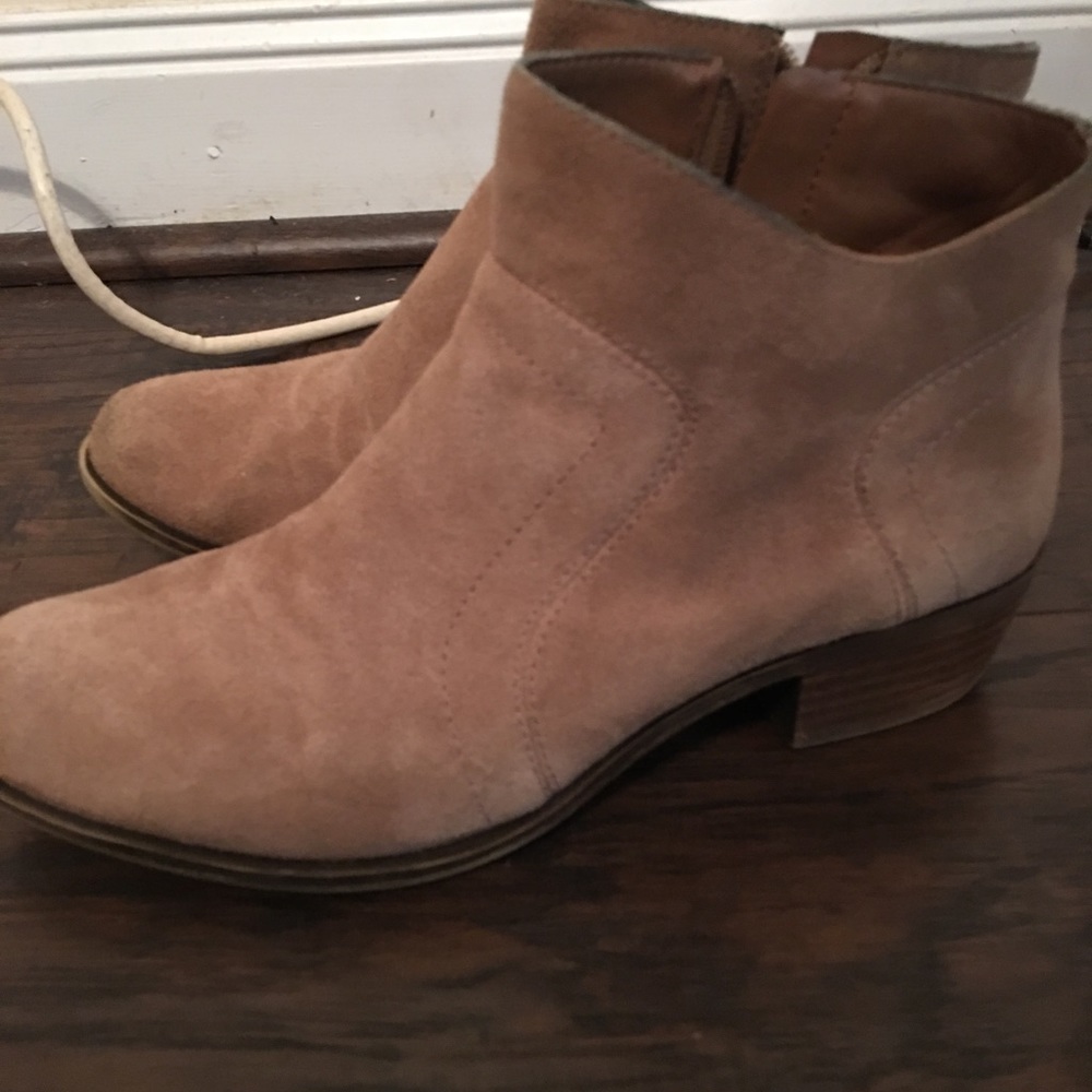 Lucky 🍀 Brand Ankle boots!!!!!!