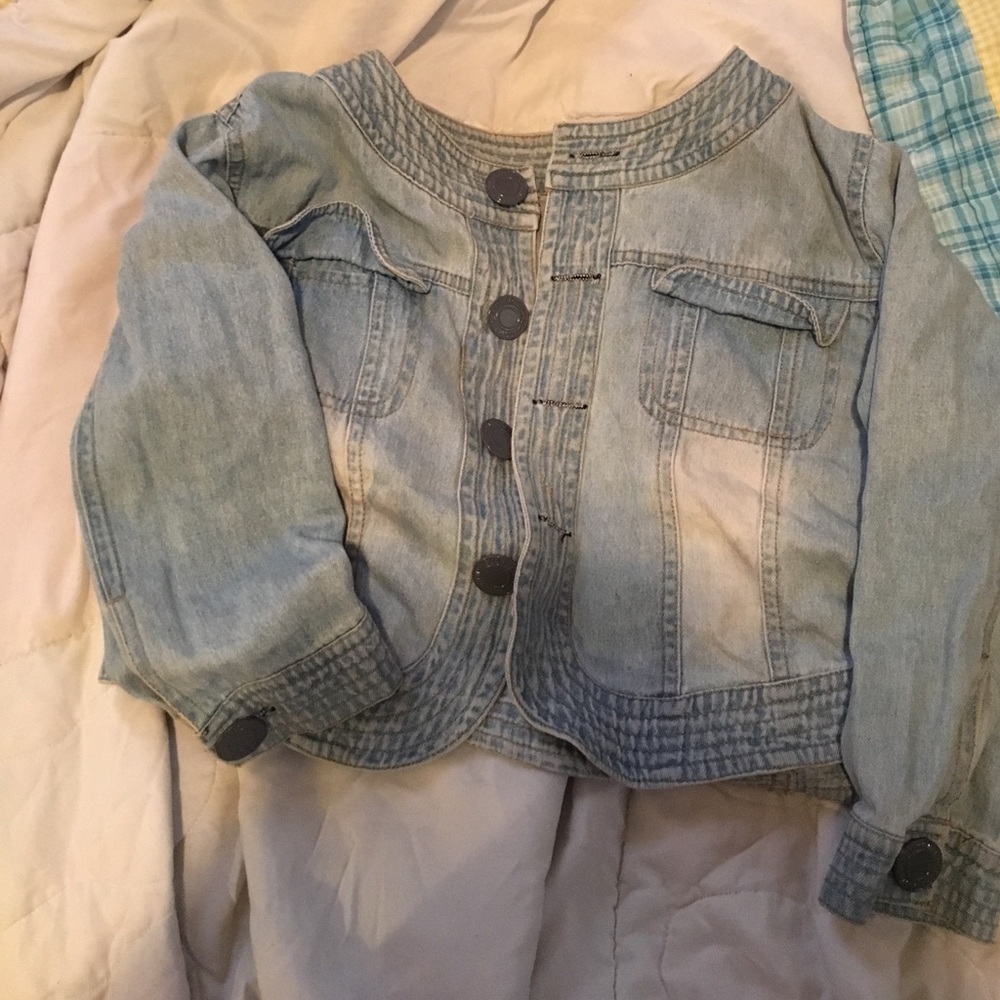 Cropped jean jacket