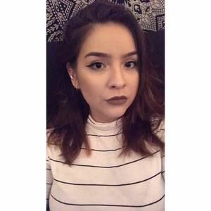 Meet your Posher, Julissa