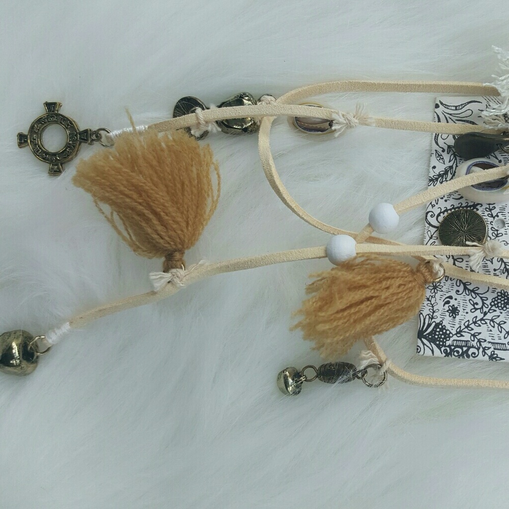 Suede seashell & charm Free people hair tassel - Picture 3 of 3