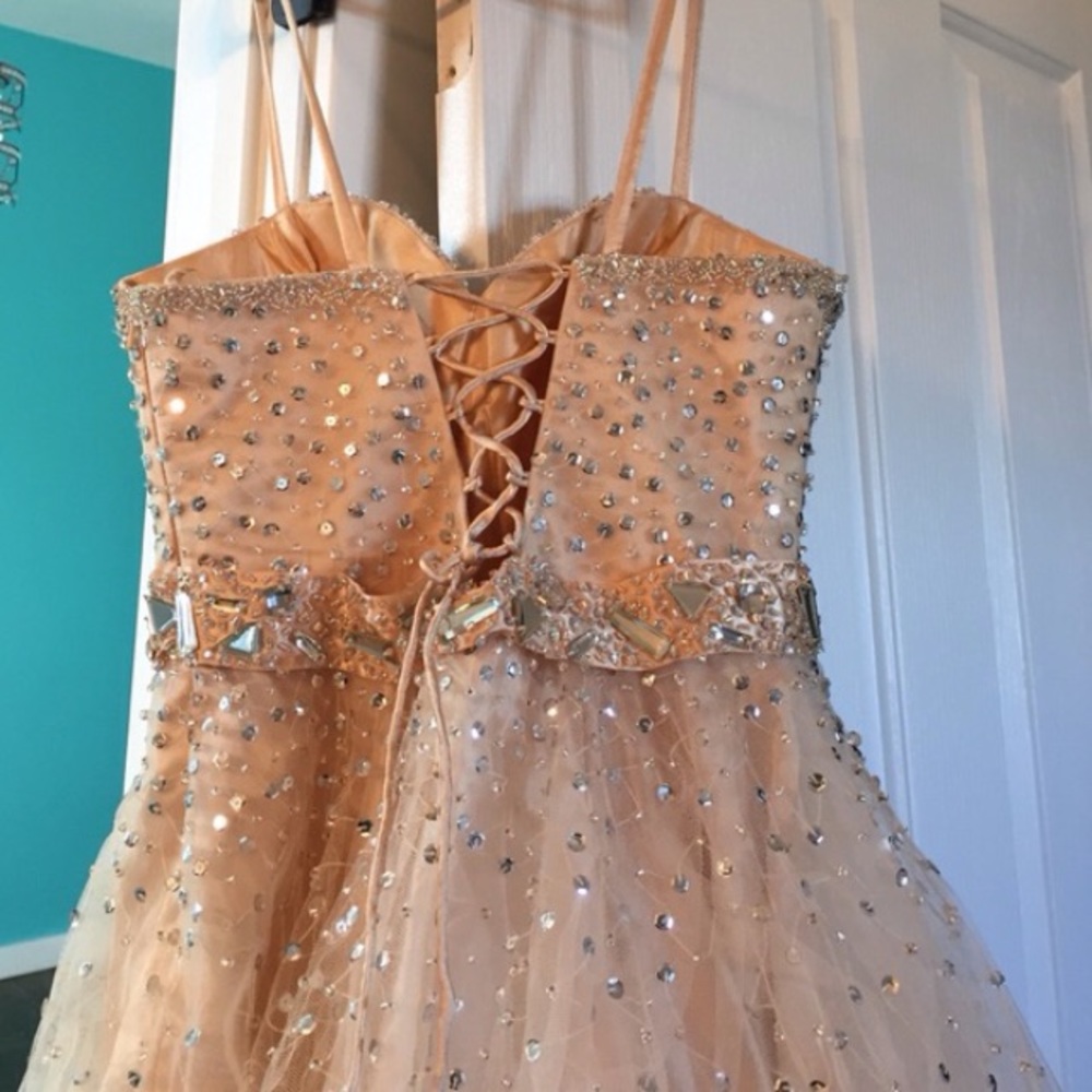 La Femme champagne prom dress - Picture 4 of 8