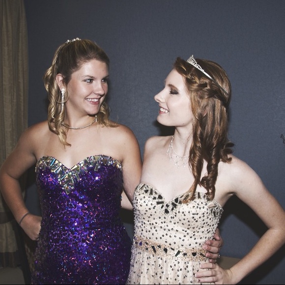 La Femme champagne prom dress - Picture 2 of 8