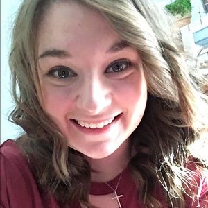 Meet your Posher, Amanda