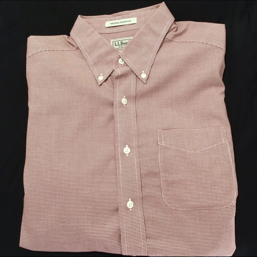 L.L. Bean Men's Button Up Shirt - Red Houndstooth