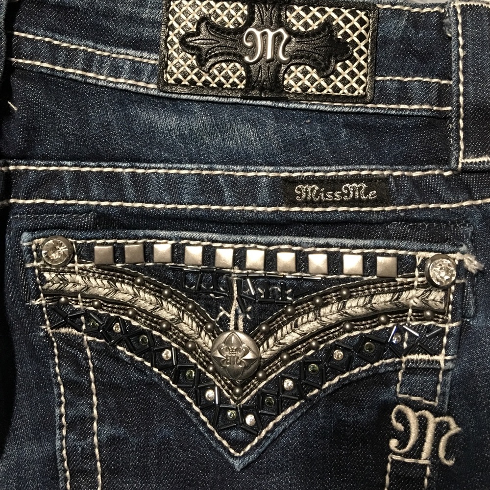 Miss Me Jeans - Boot Cut - Picture 4 of 11