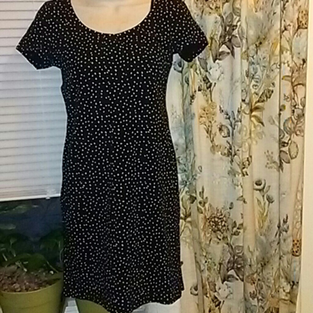 Final PriceBodycon dress white dots on black Small