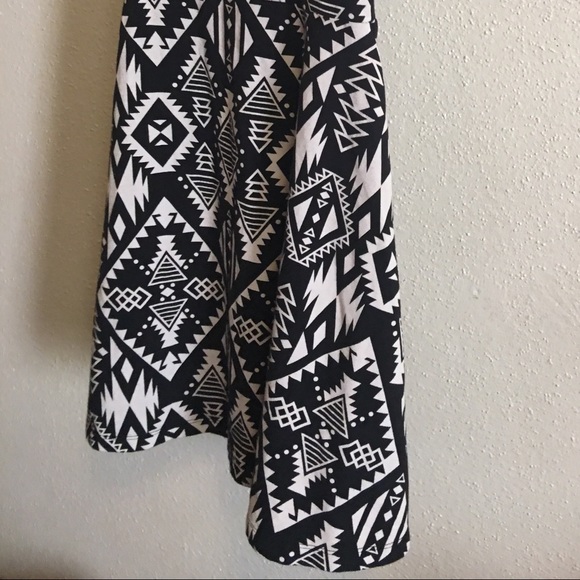 Victoria's SECRET PINK BLACK AND WHITE DRESS XS - Picture 3 of 3