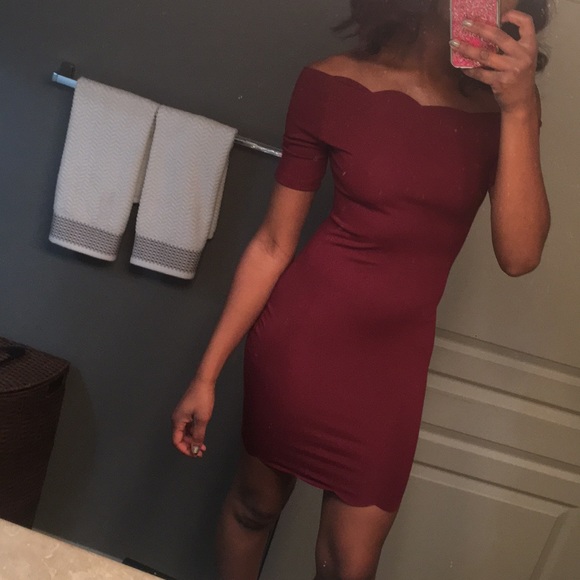 Dress - Picture 2 of 2