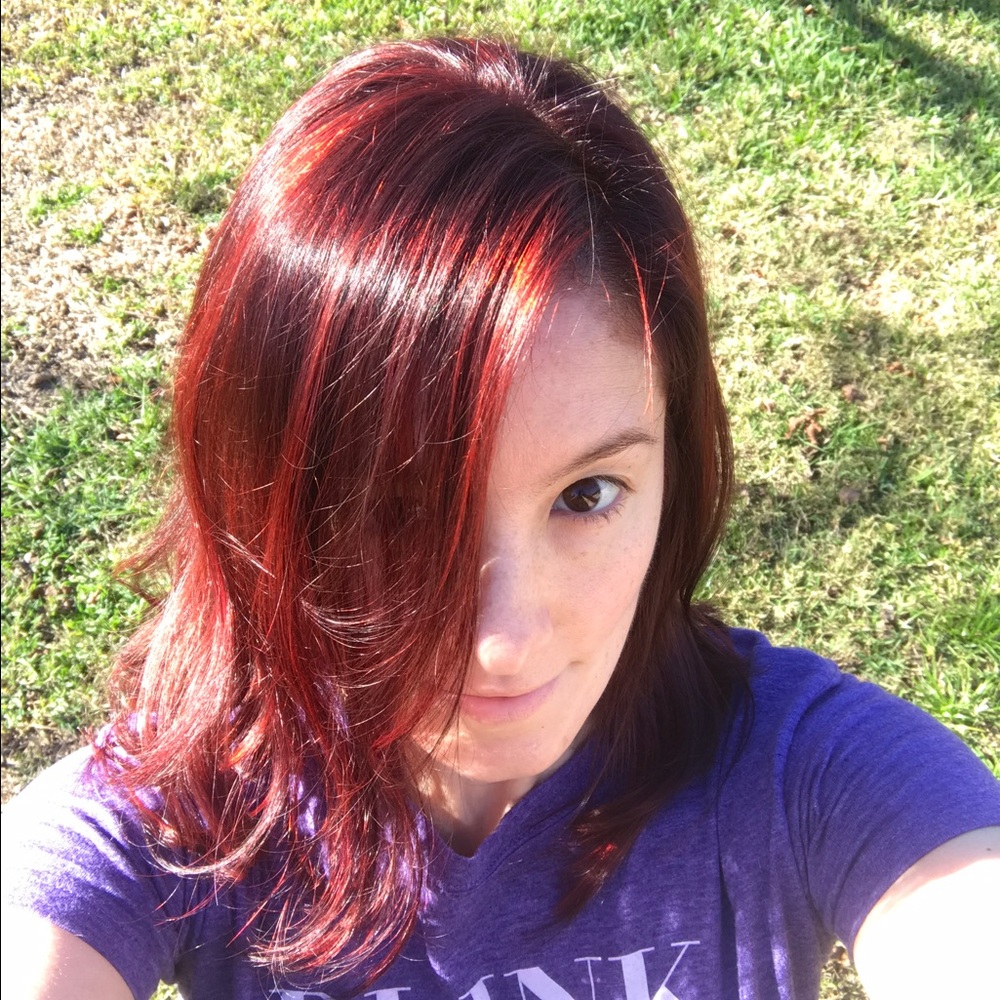 Meet your Posher, Holly