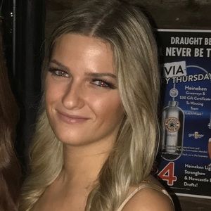 Meet your Posher, Stephanie