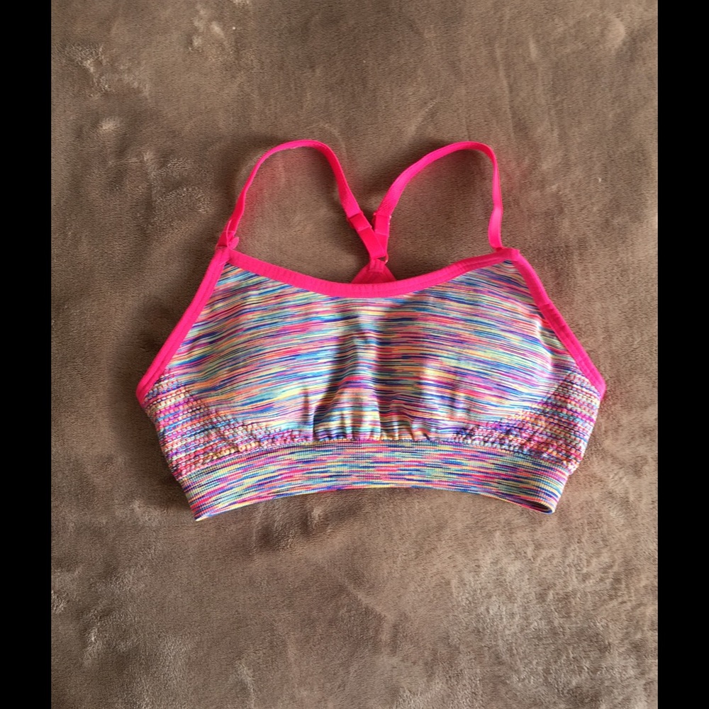 sports bra