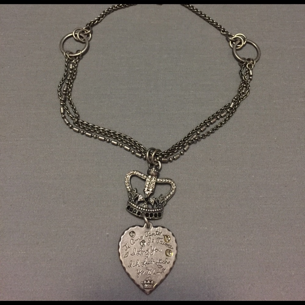 Beautiful LK necklace