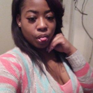 Meet your Posher, Queent