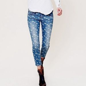 Free People 'Ditsy' Floral-Print Ankle Jean