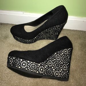 Black wedges *NEVER BEEN WORN*