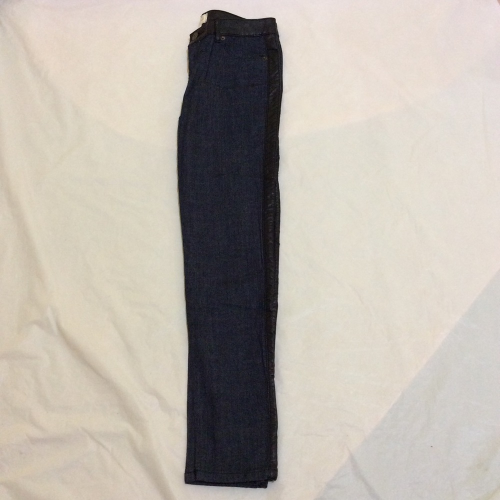 Forever 21 girls denim jeans - Picture 6 of 8