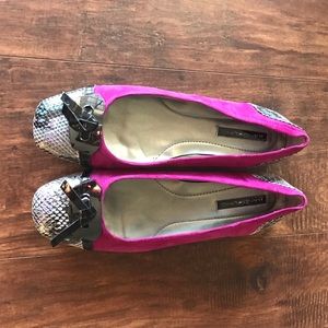 NEVER WORN Bandolino flats