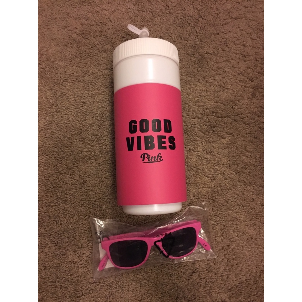 ⚠️SOLD⚠️VS Pink bottle & sunglass bottle opener