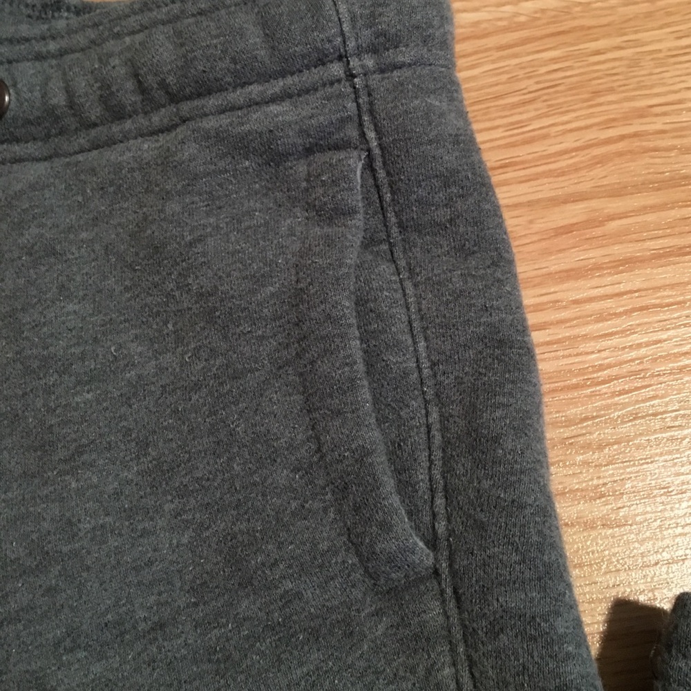 Sweat pants - Picture 3 of 4