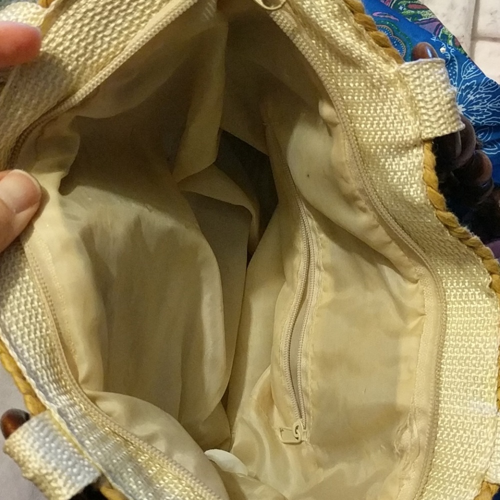 Purse - Picture 2 of 2