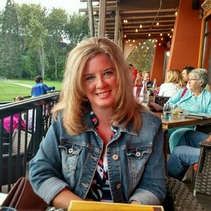 Meet your Posher, Cheri