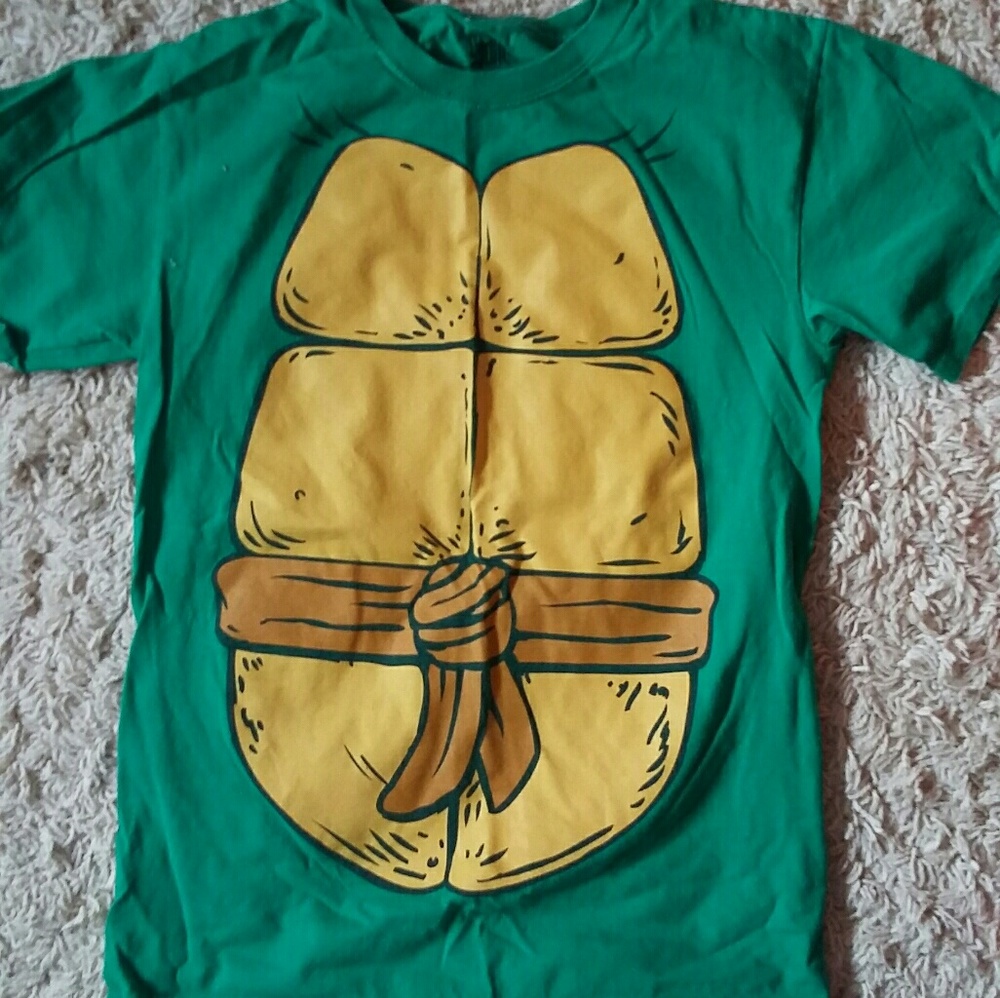 Short sleeve top