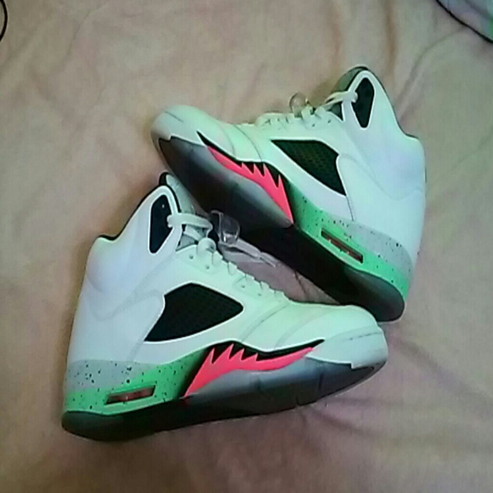 Jordan retro 5 light poison green