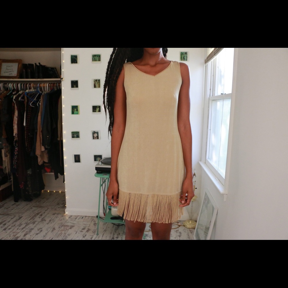 🎉SOLD🎉Fringe Hem Shift Dress