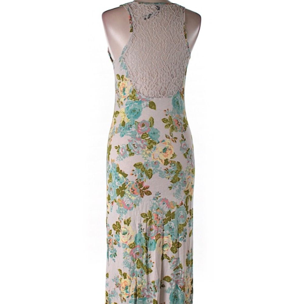 Floral maxi dress lace back