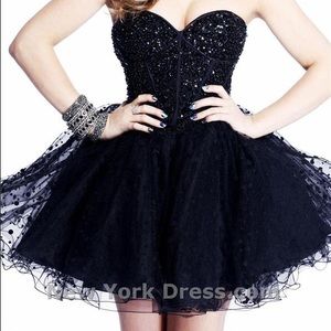 Black strapless formal dress