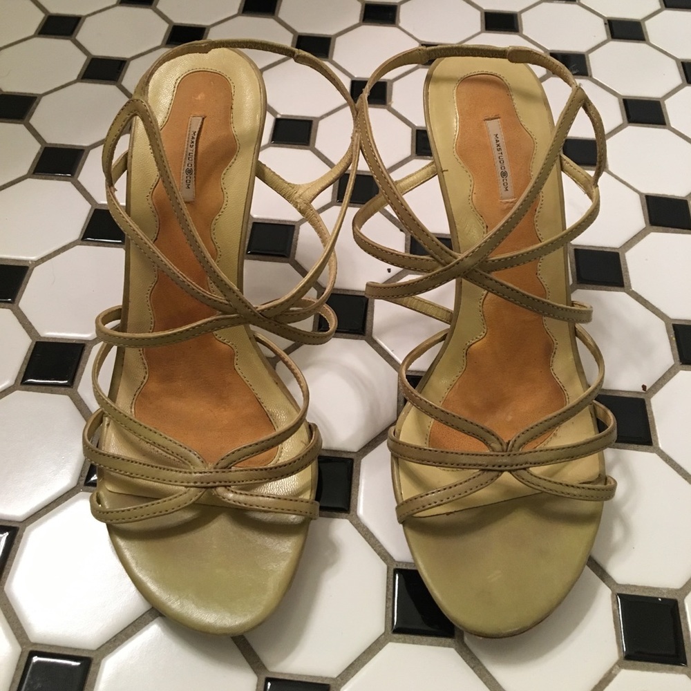 Max Studio green size 7M strappy heels.
