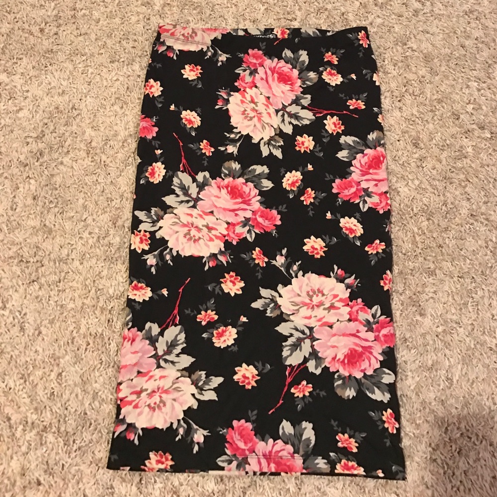 Express floral fitted skirt