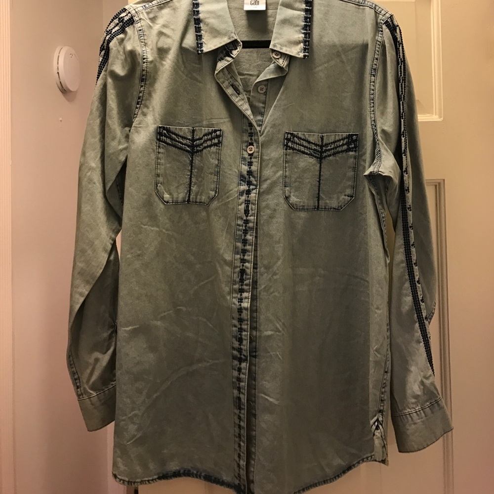 CAbi chambray top