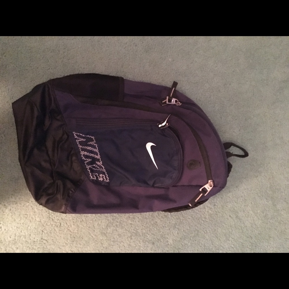 Nike one shoulder backpack