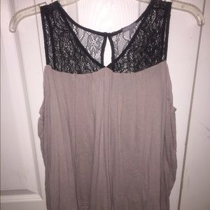 Long sleeve cut out shoulder lace shirt