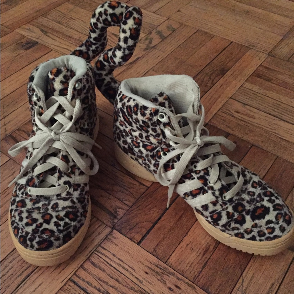 Adidas Jeremy Scott Leopards Sneakers