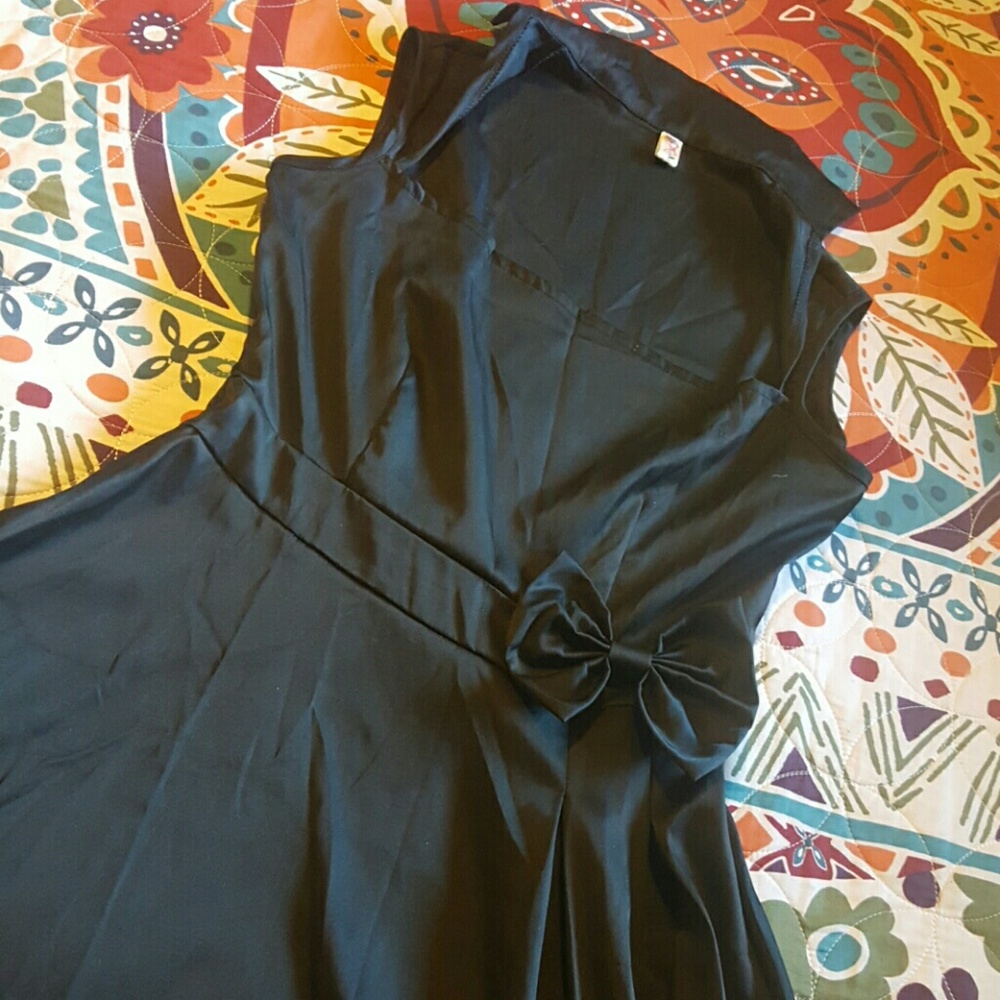 Retro style black dress
